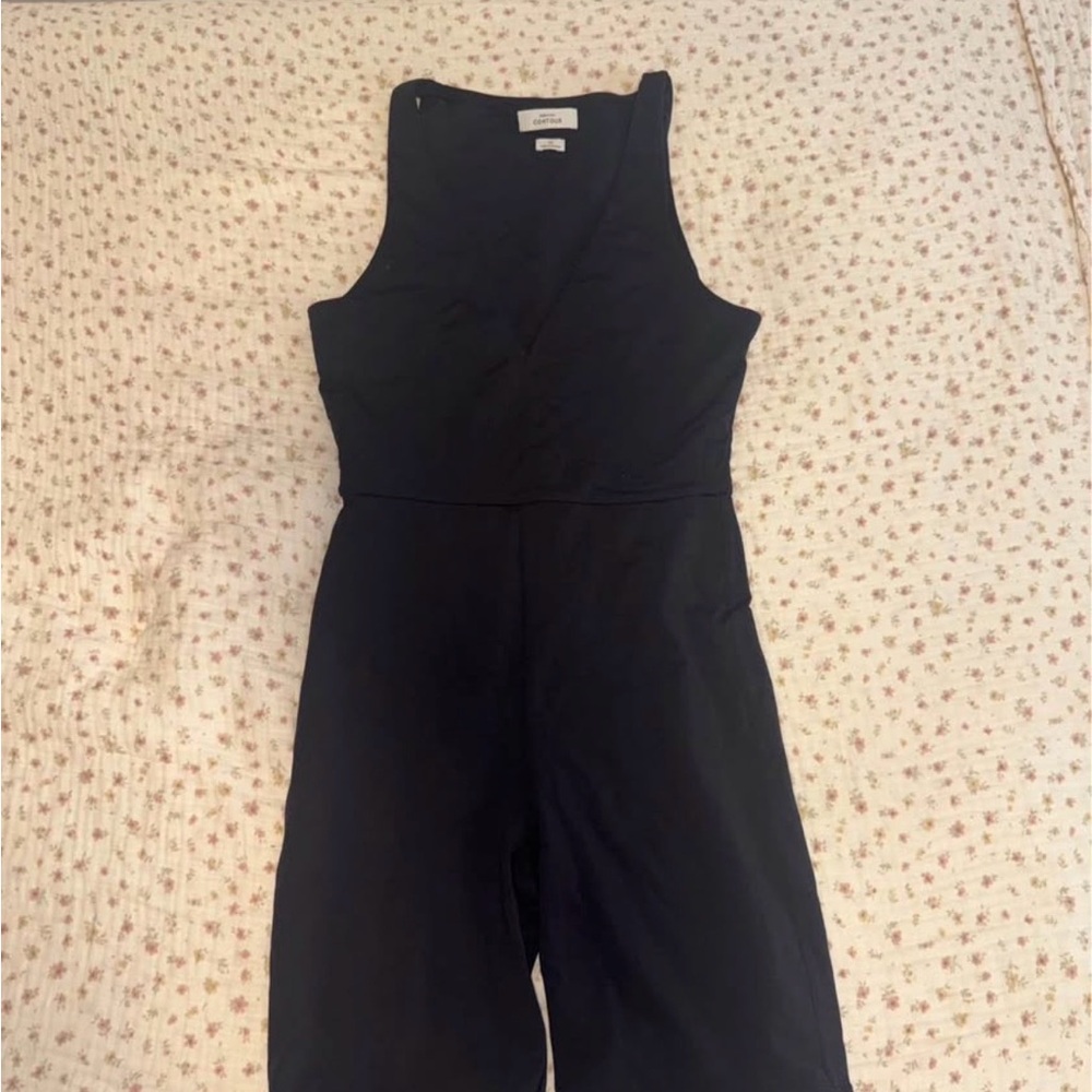 Aritzia Babaton Contour Romper Black